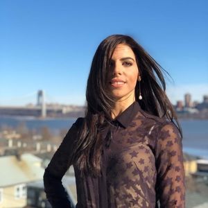 Meet your Posher, Elana